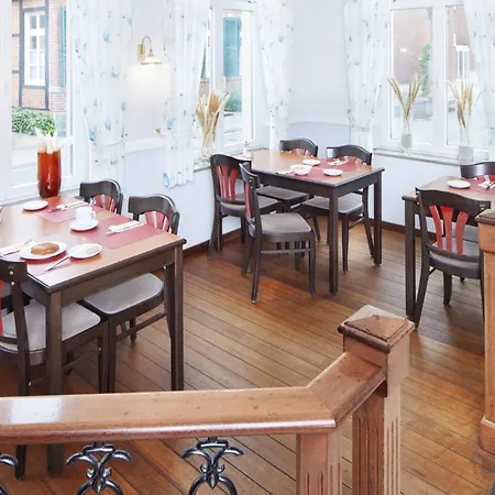 Hoeker Hof 3* Гревен